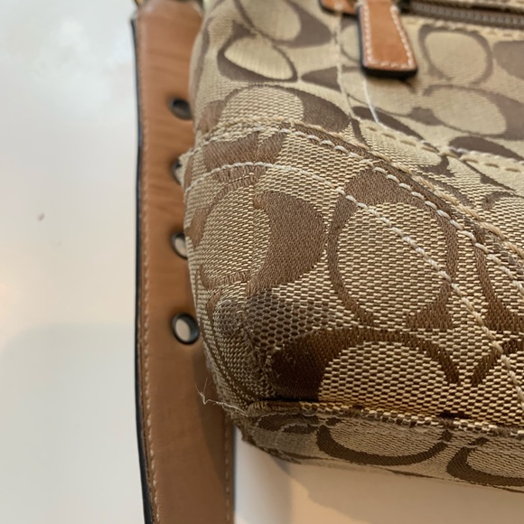 Coach Bag - Picture 4 of 4